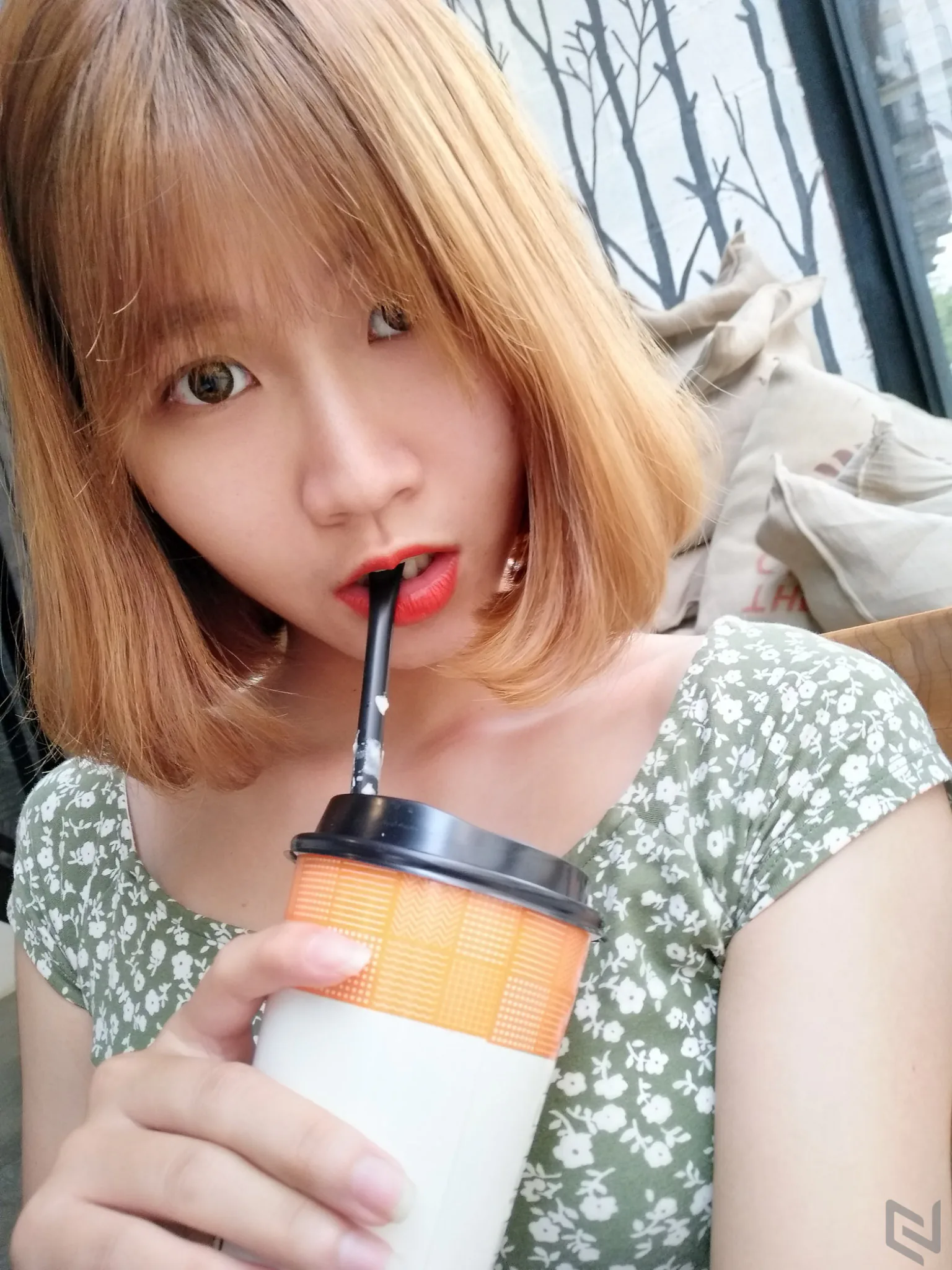 Trải nghiệm Selfie với hai camera trước trên Vivo V5 Plus