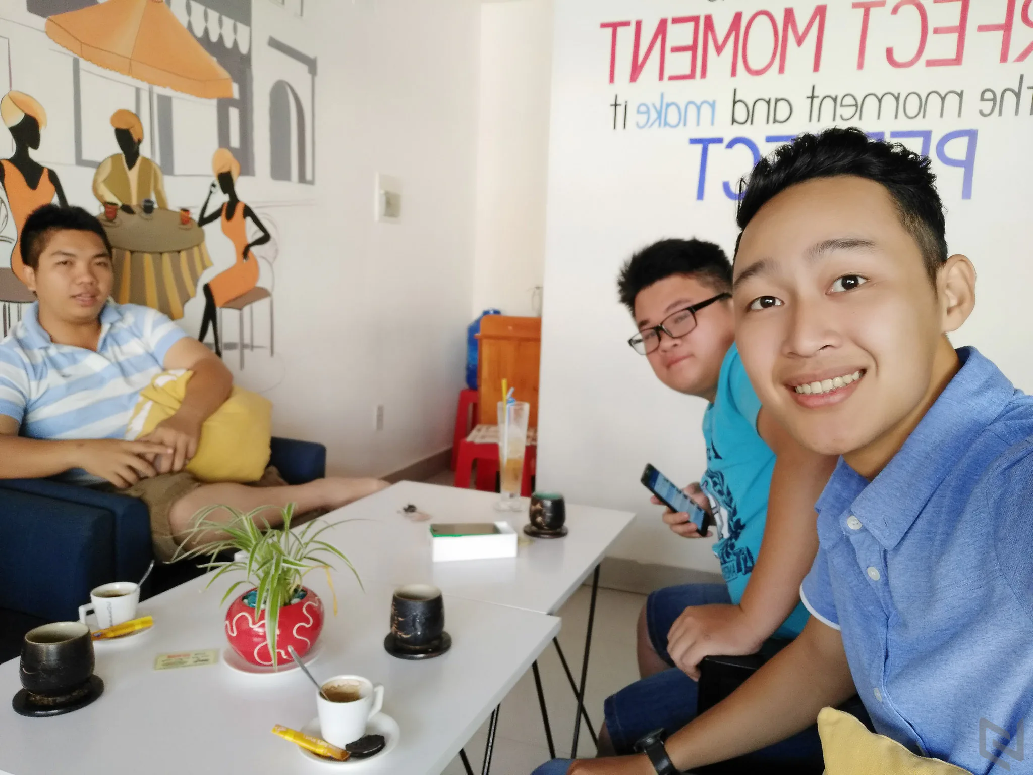 Trải nghiệm Selfie với hai camera trước trên Vivo V5 Plus