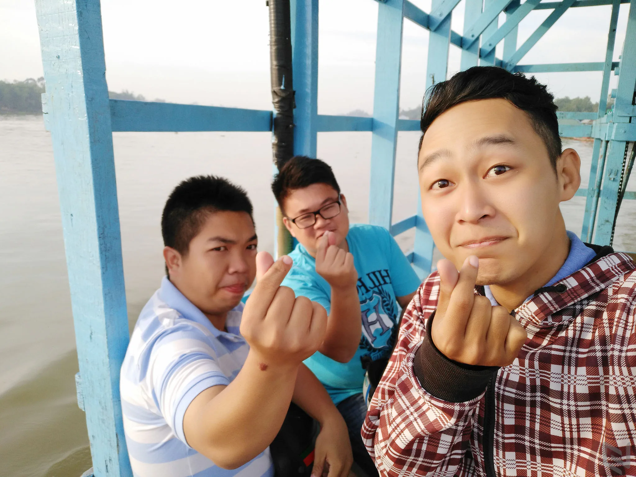 Trải nghiệm Selfie với hai camera trước trên Vivo V5 Plus