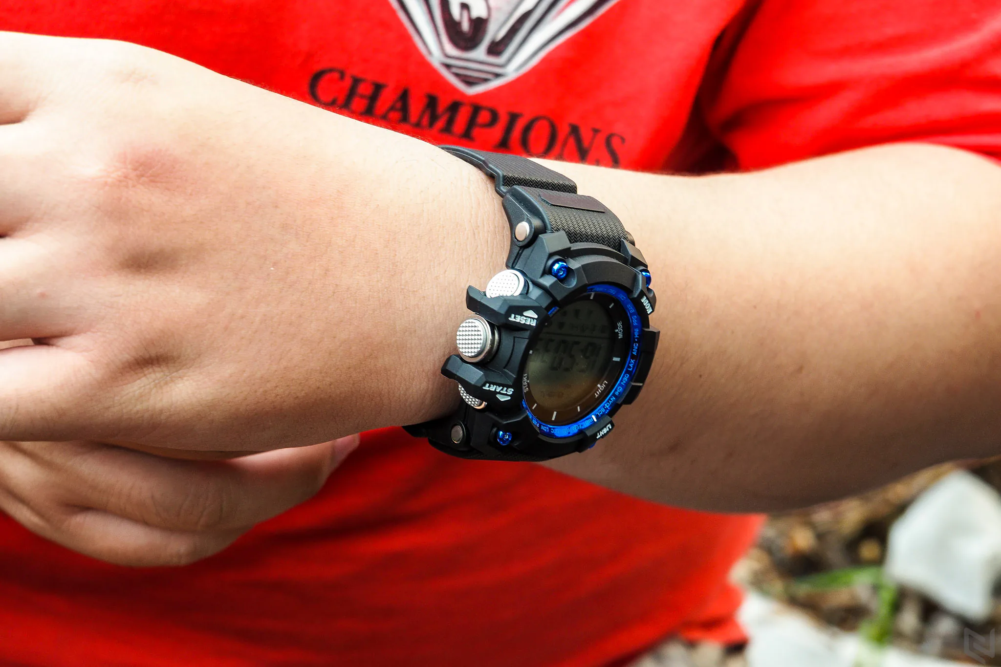 Đánh giá nhanh Smartwatch NO. 1 F2
