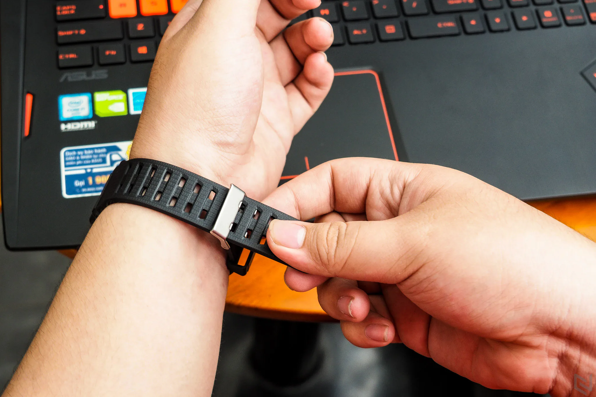 Đánh giá nhanh Smartwatch NO. 1 F2