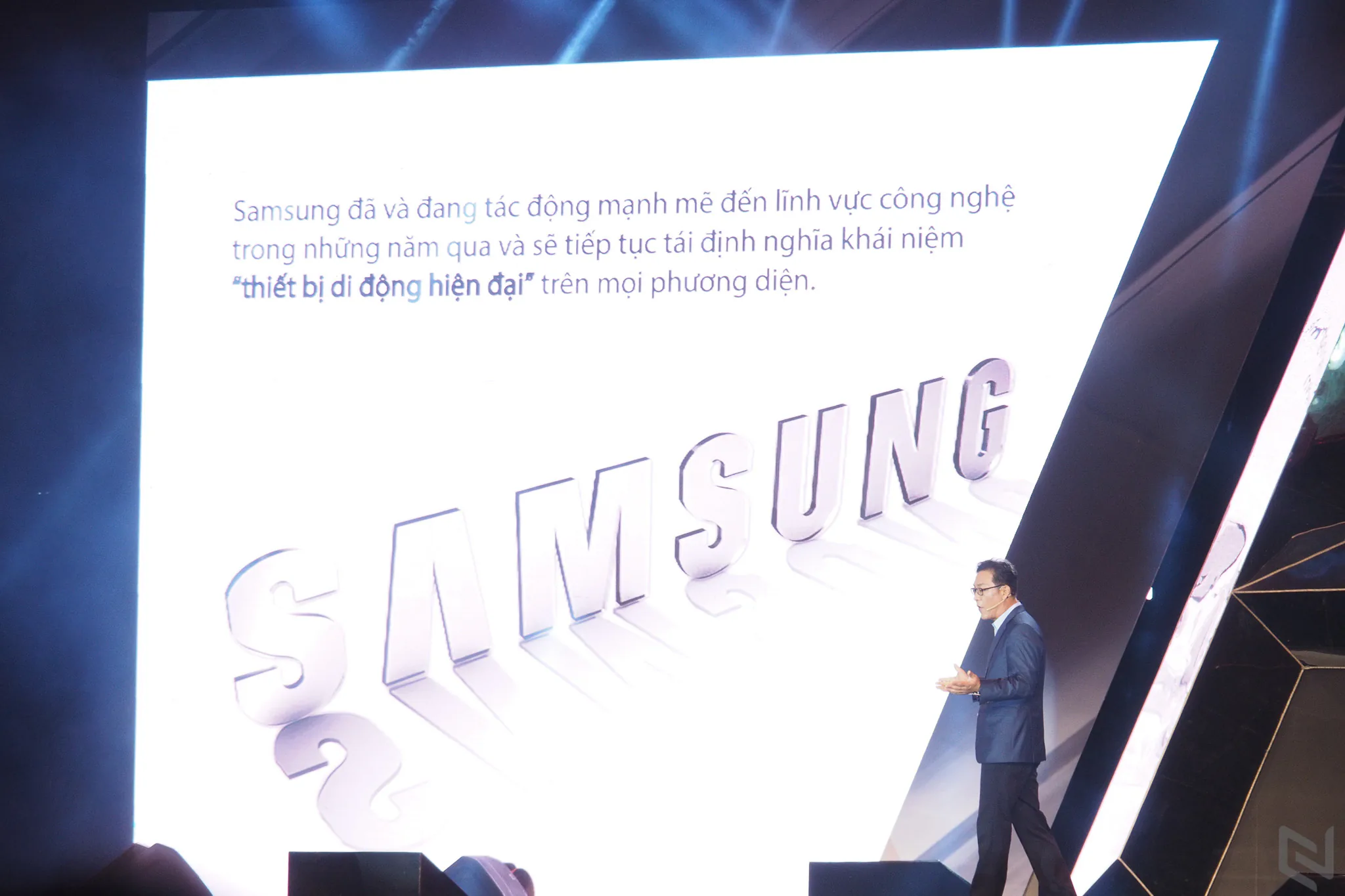 Samsung Galaxy A 2017 ra mắt cực kỳ hoành tráng, A3 2017 sẽ có bán tại Việt Nam