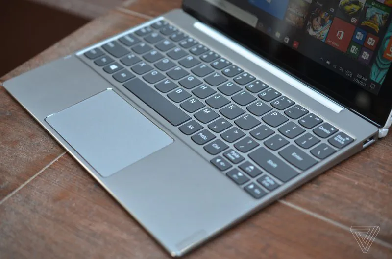 Lenovo ra mắt Lenovo Miix 320 giá chỉ 4 triệu