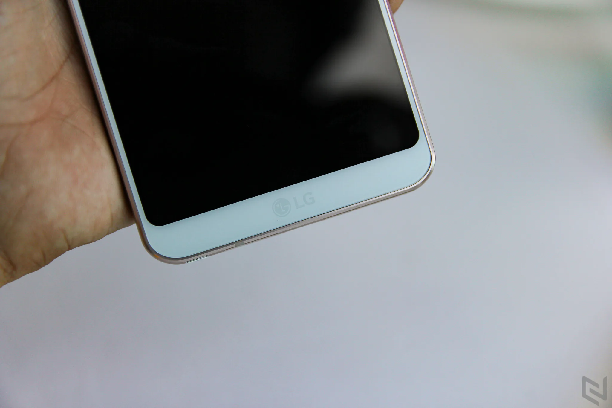 Hình ảnh buổi offline LG G6 khoe khả năng chống nước tuyệt vời tại hồ bơi