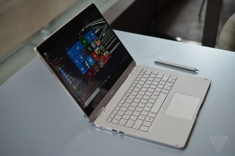 Porsche Design trình làng Book One, laptop 2 trong 1 đẹp không kém Surface Book
