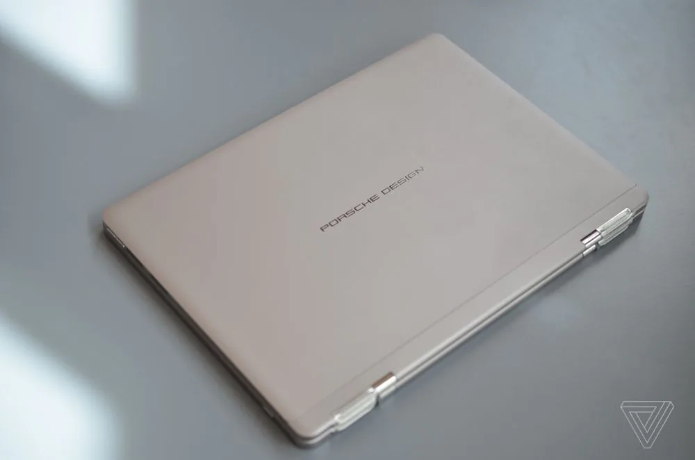Porsche Design trình làng Book One, laptop 2 trong 1 đẹp không kém Surface Book