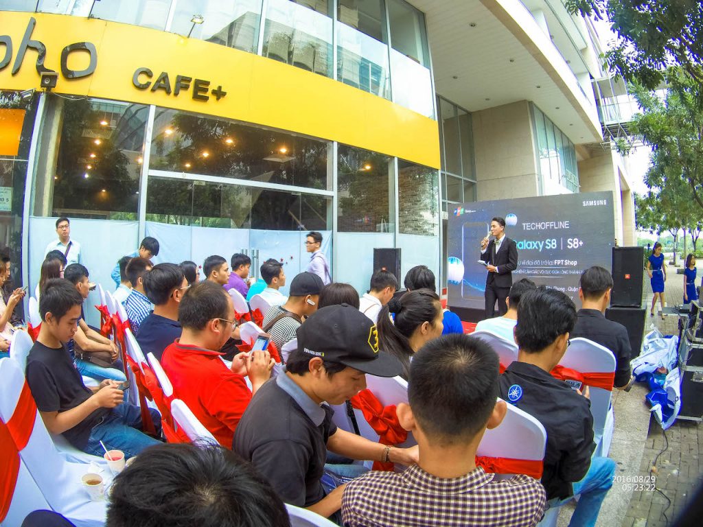 FPT Shop tổ chức đại tiệc Offline Galaxy S8