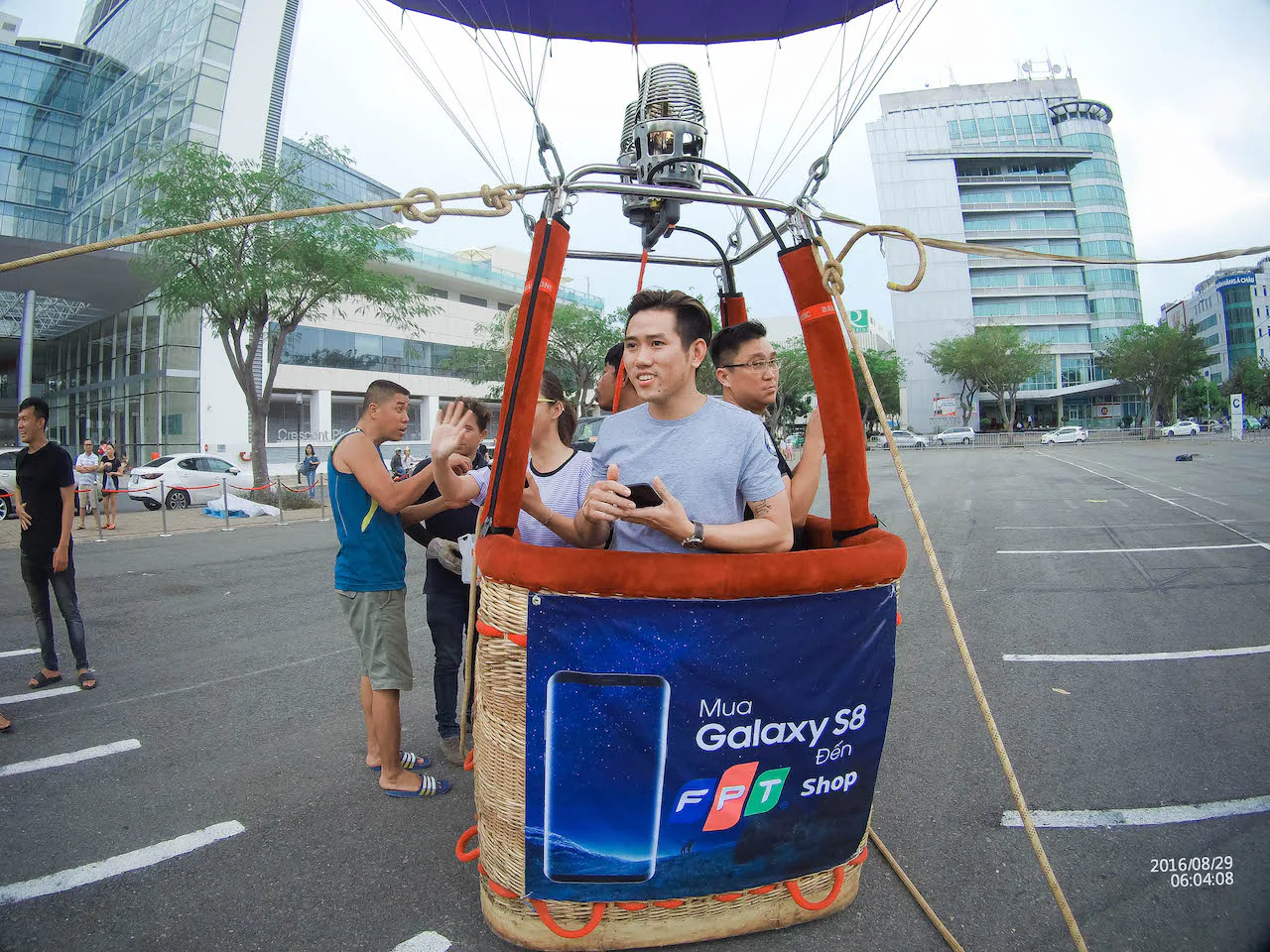 FPT Shop tổ chức đại tiệc Offline Galaxy S8