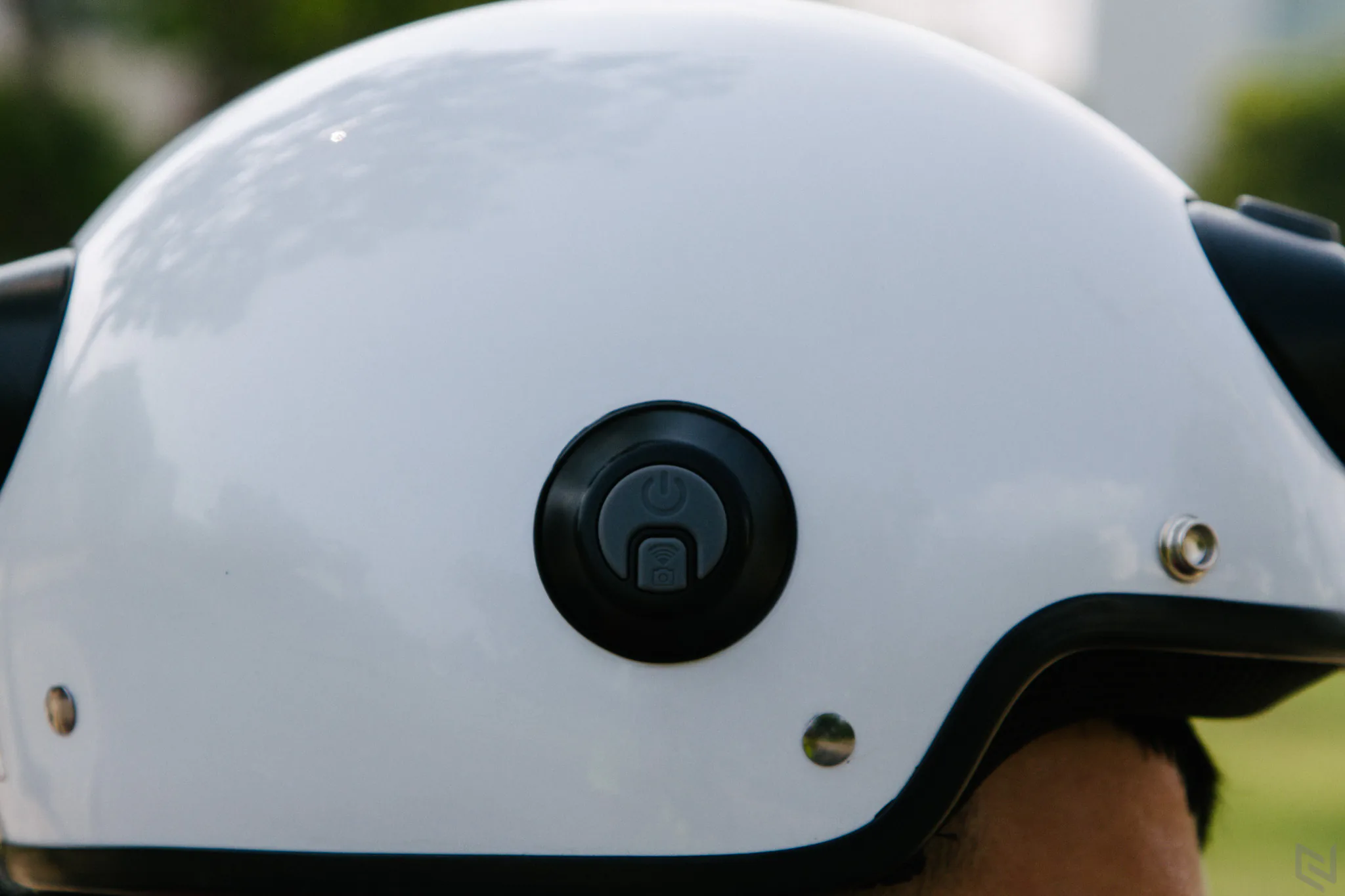 Airwheel C6, mũ bảo hiểm thông minh tích hợp camera hành trình, có thể nghe nhạc, gọi điện