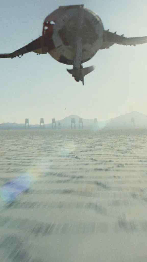The-Last-Jedi-iPhone-Wallpaper-star-fighter-iPhon-576x1024