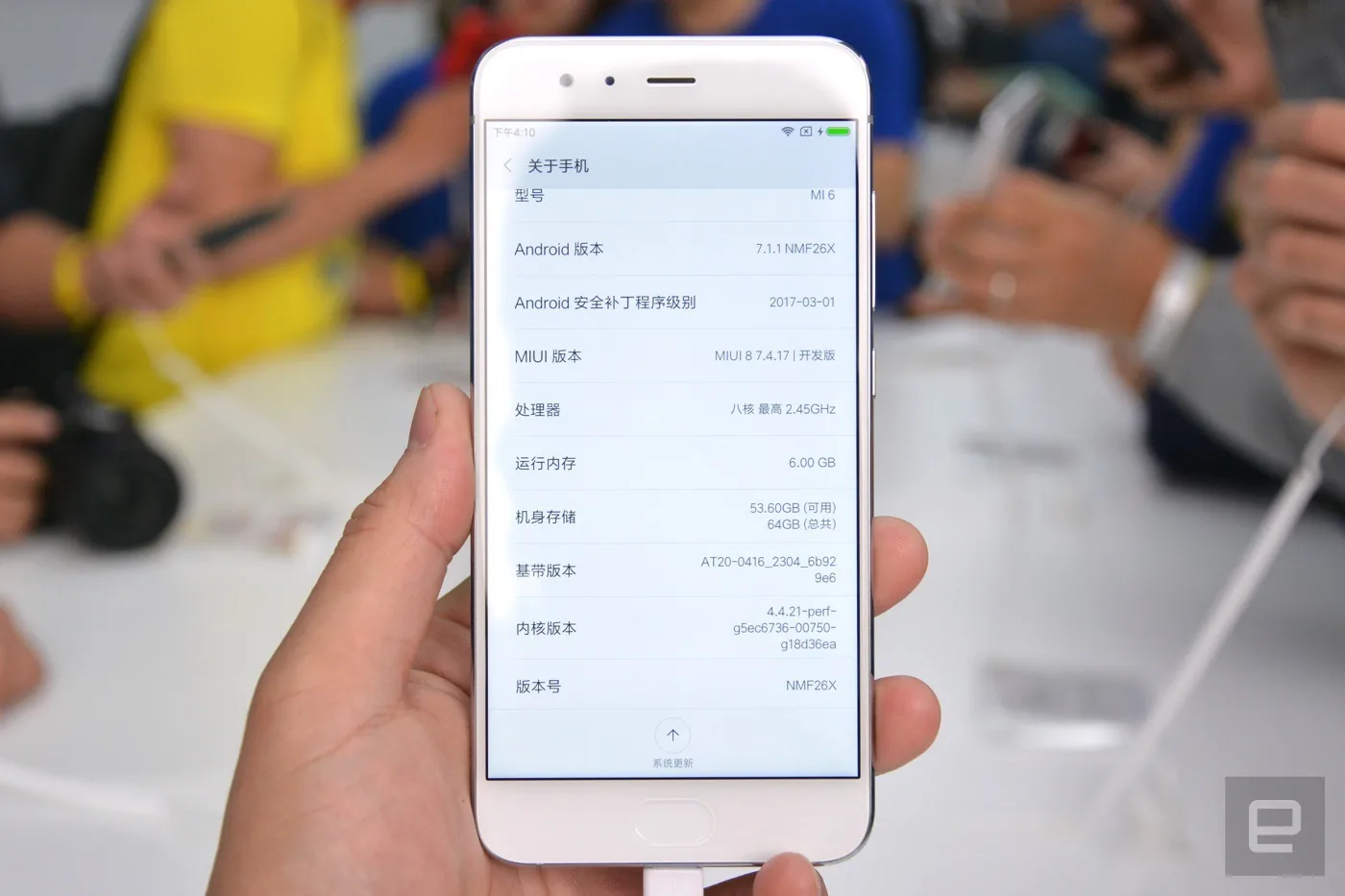 Cận cảnh Xiaomi Mi 6, lịch lãm, sang trọng, rất đẹp