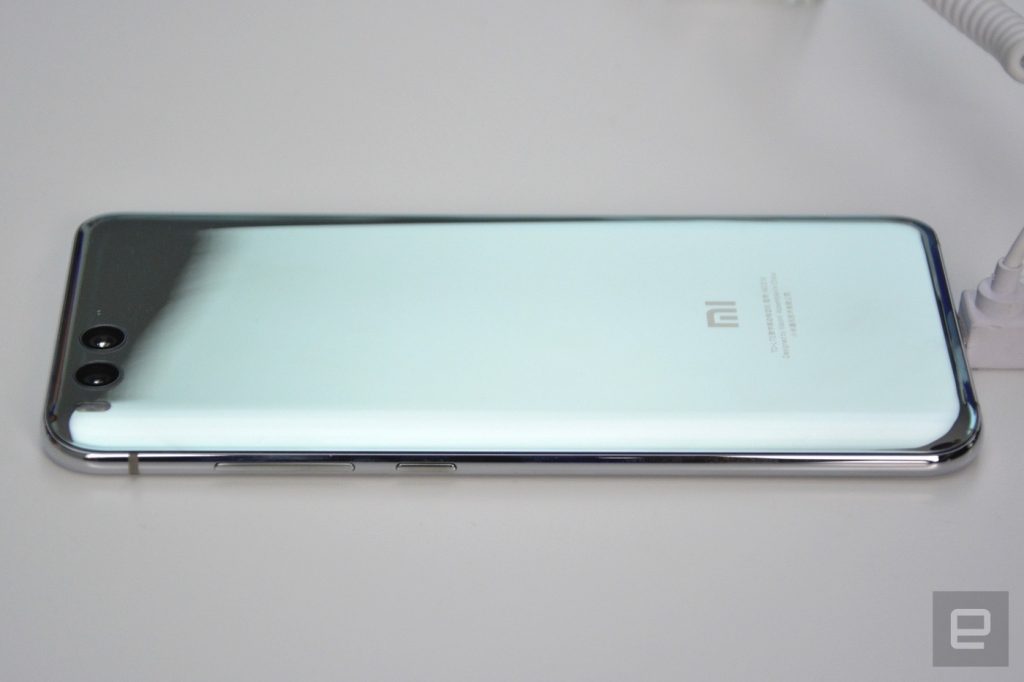 Cận cảnh Xiaomi Mi 6, lịch lãm, sang trọng, rất đẹp