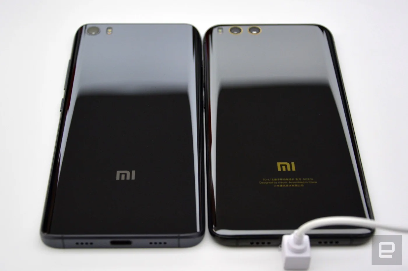 Cận cảnh Xiaomi Mi 6, lịch lãm, sang trọng, rất đẹp