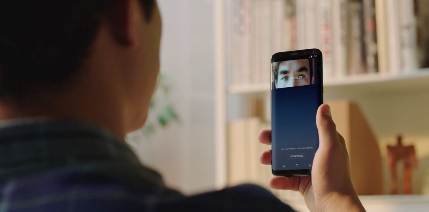 Hacker đánh bại quét mống mắt của Samsung Galaxy S8 bằng thủ thuật đơn giản