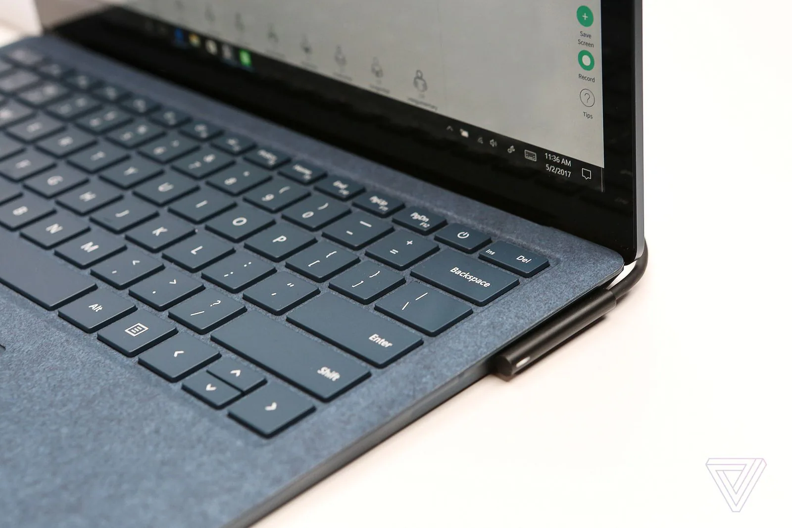 Cảm nhận nhanh Microsoft Surface Laptop: Đẹp