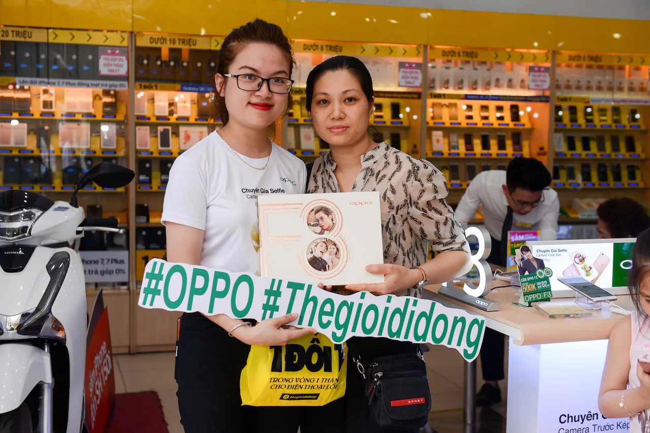 OPPO F3 gây ấn tượng trong ngày đầu tiên mở bán