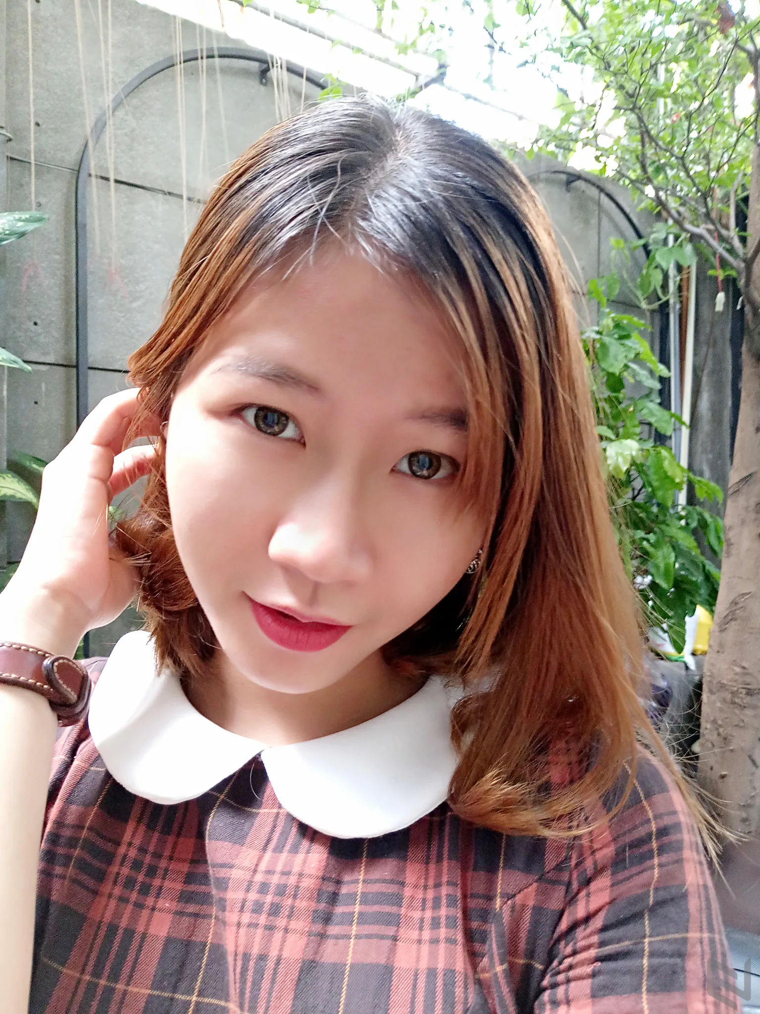 Mở hộp và trải nghiệm nhanh camera Selfie 20MP trên Vivo V5s