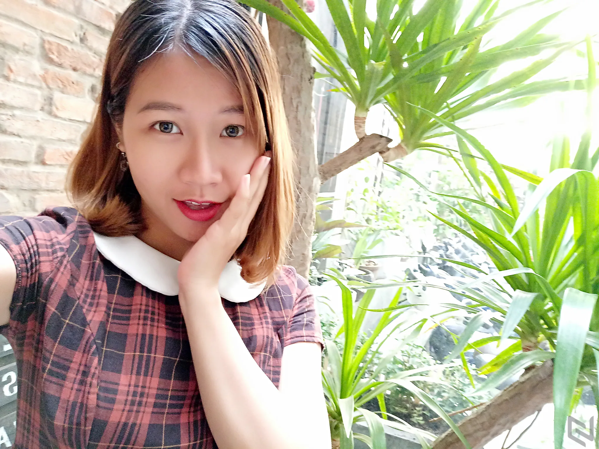 Đánh giá Vivo V5s: Còn gì hay ngoài camera Selfie 20MP?