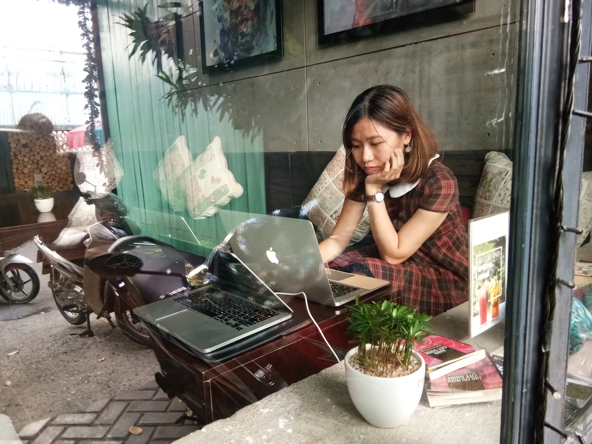 Mở hộp và trải nghiệm nhanh camera Selfie 20MP trên Vivo V5s