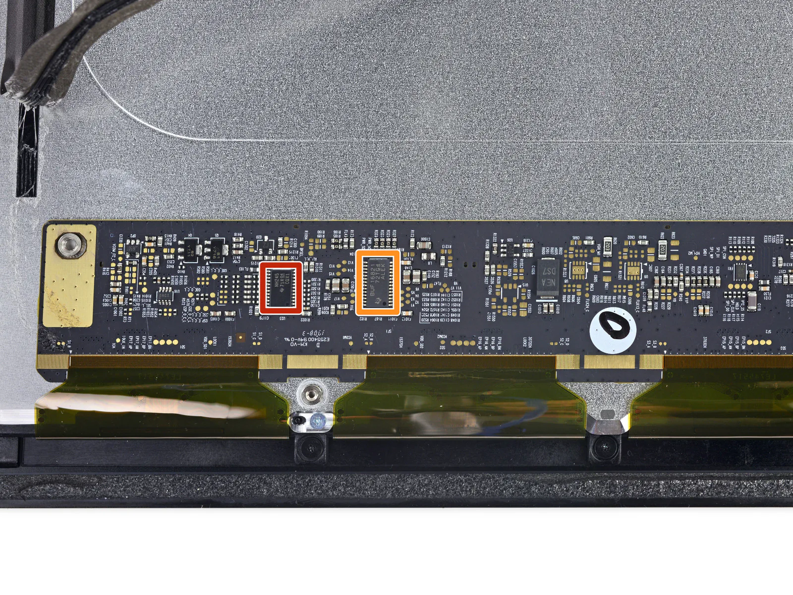 Bên trong iMac 2017: rất khó để mở, thay được RAM và CPU, Fixit chấm 3/10