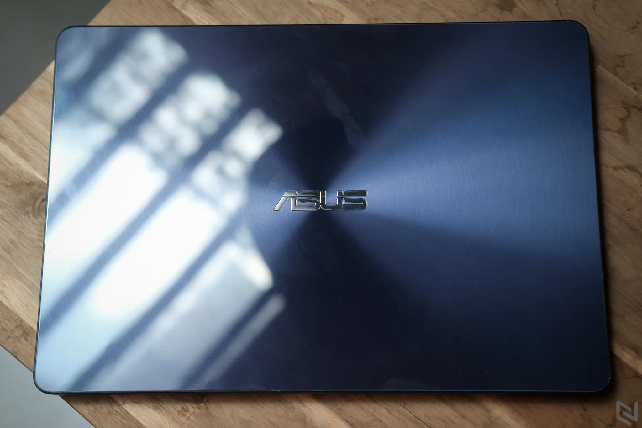 Đánh giá Asus Zenbook UX430: Khi văn phòng cũng cần đến hiệu năng
