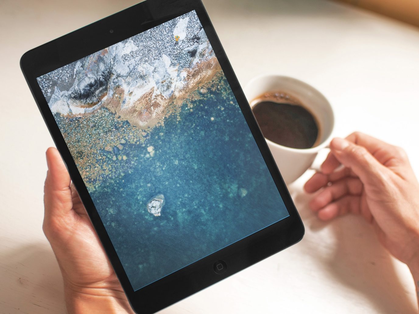 Wallpapers đẹp cho iDevice: Hình nền iPad Pro mới