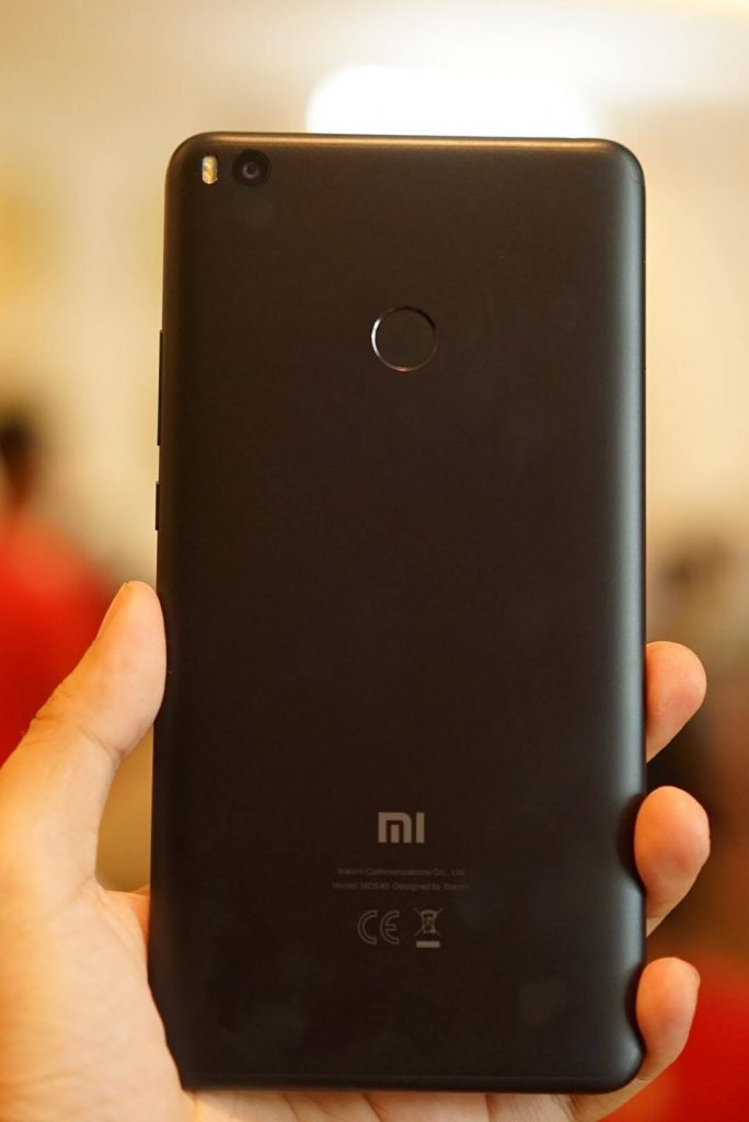 Xiaomi ra mắt Mi 6 và Mi Max 2 tại thị trường Việt Nam