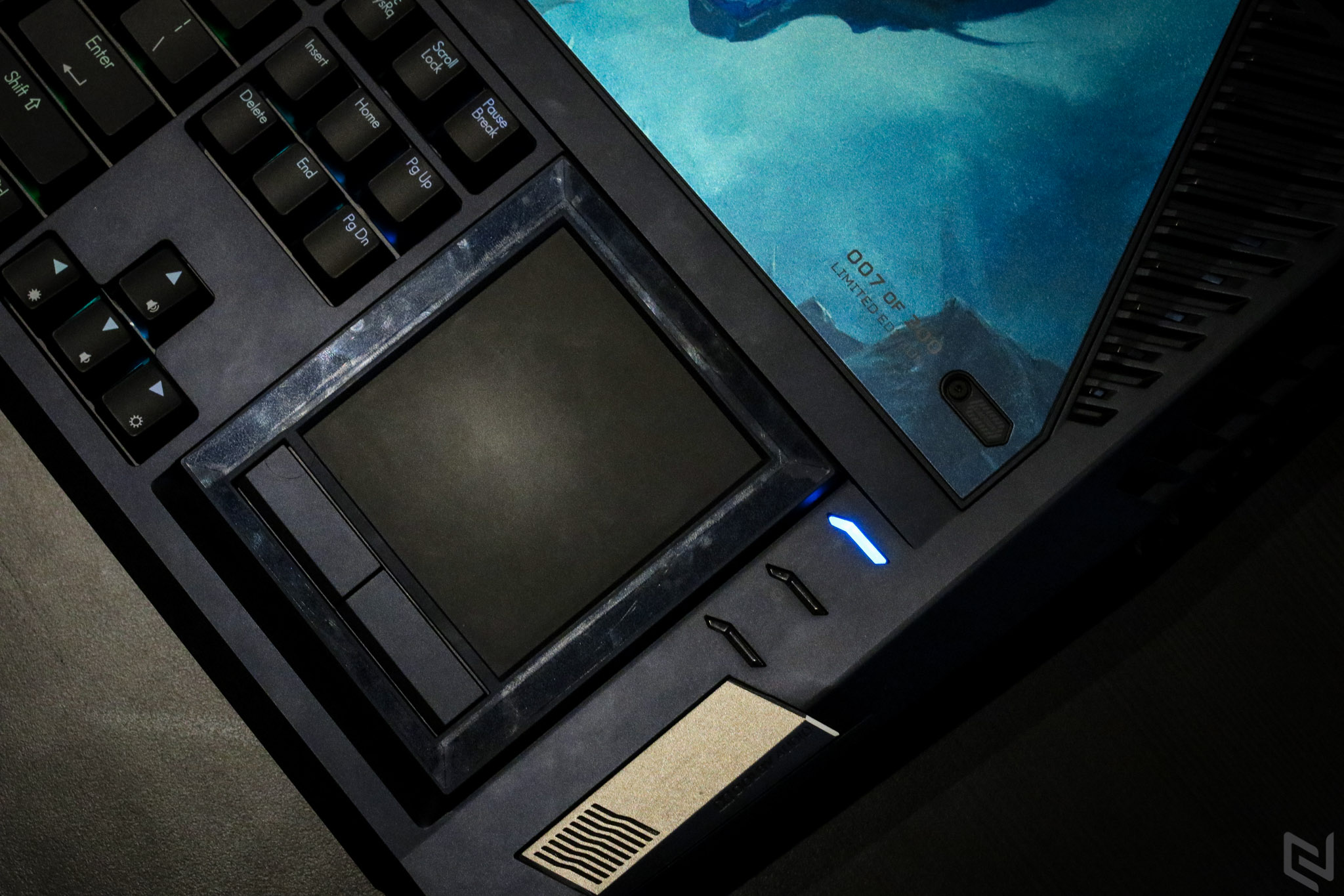 Trên tay Acer Predator 21X - con "rồng nước" thách thức mọi loại game