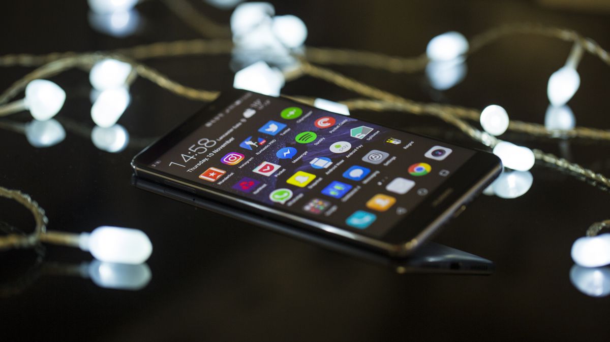 Rò rỉ thông tin về chiếc smartphone Huawei Mate 10