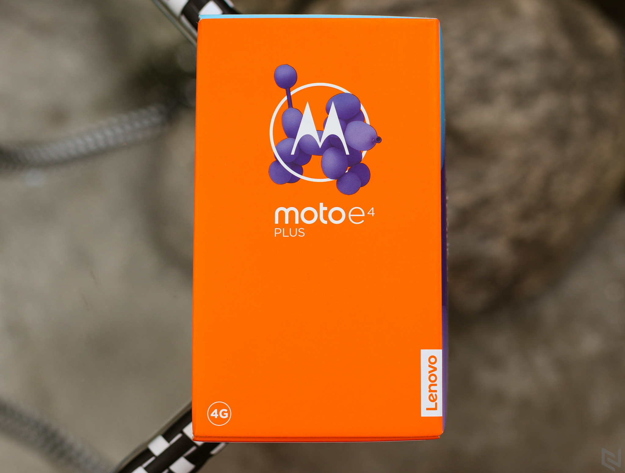 Đánh giá Moto E4 Plus: Thêm một đối thủ cạnh tranh phân khúc "pin khủng 5000 mAh"