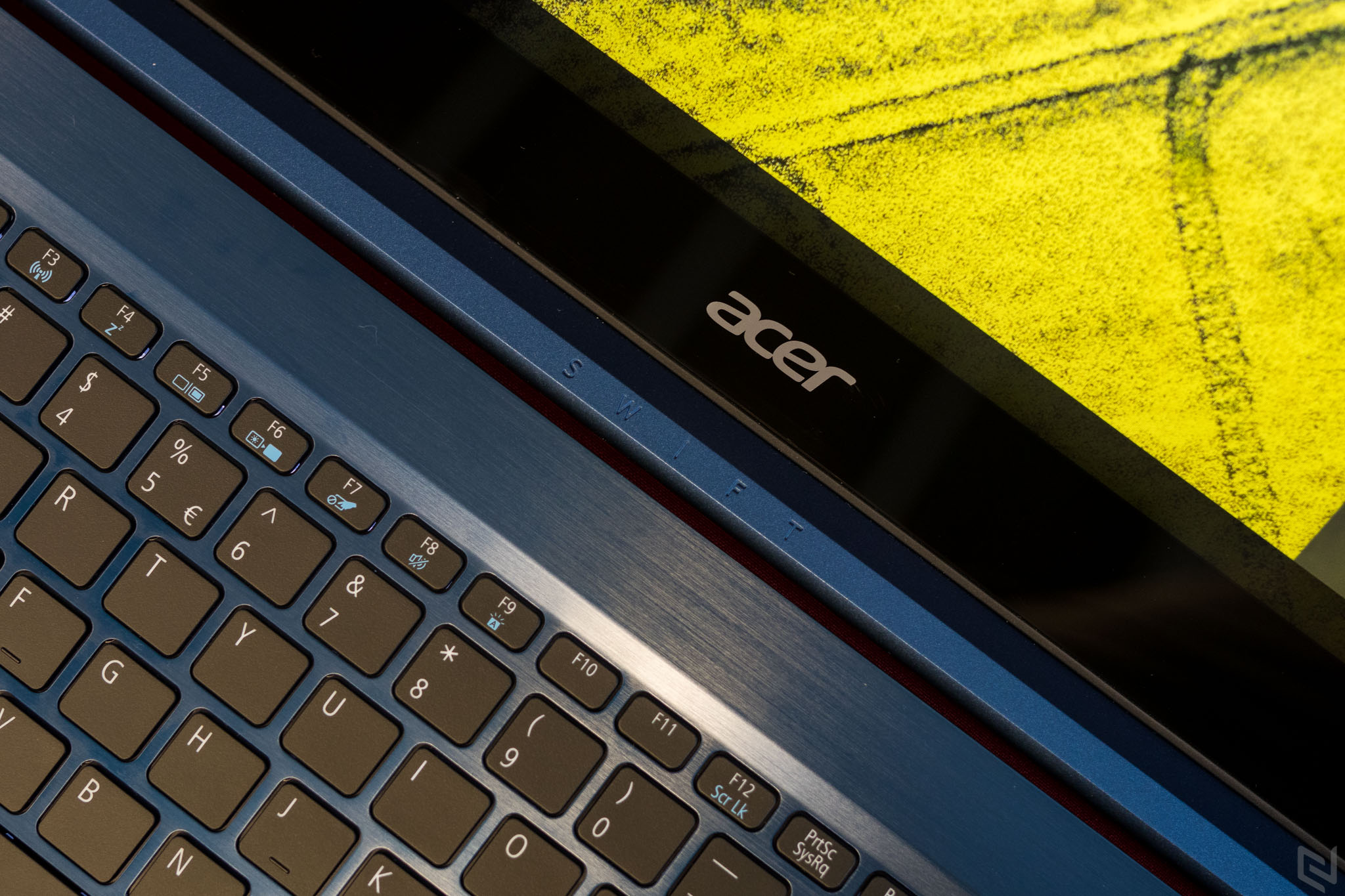 Trải nghiệm nhanh Acer Swift 3 2017, laptop đầu tiên trang bị CPU Intel thế hệ 8 tại Việt Nam