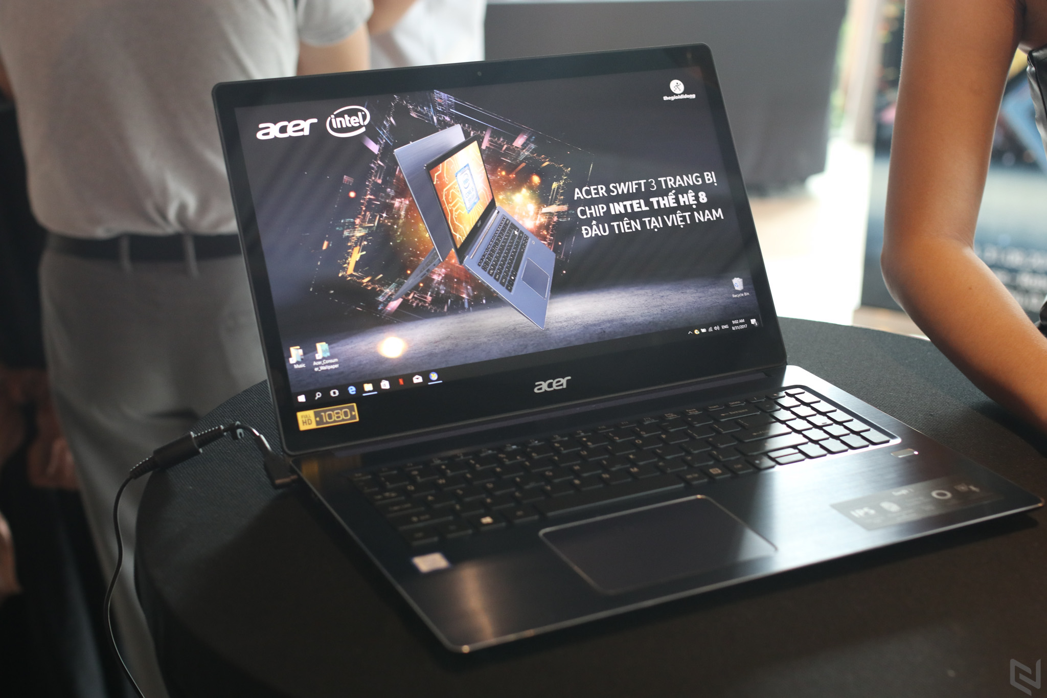 Acer chính thức trình làng Swift 3, laptop chạy vi xử lý Core i thế hệ thứ 8 đầu tiên tại Việt Nam