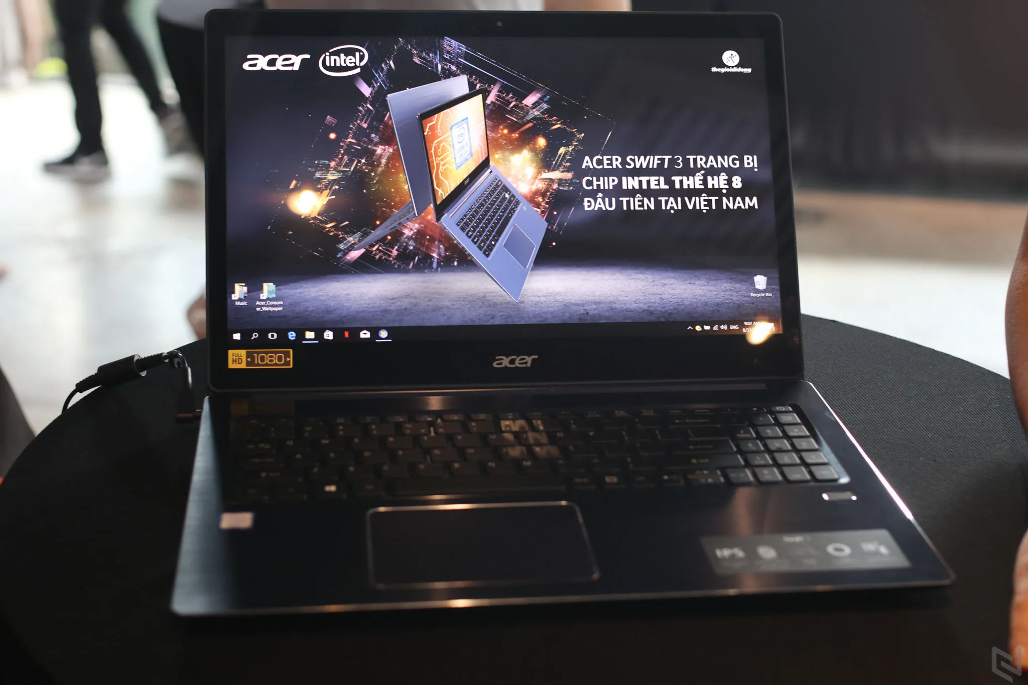 Acer chính thức trình làng Swift 3, laptop chạy vi xử lý Core i thế hệ thứ 8 đầu tiên tại Việt Nam