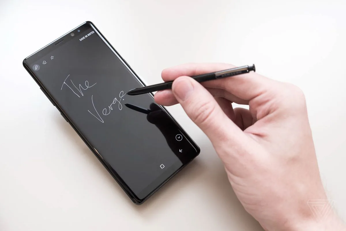 Đánh giá nhanh Samsung Galaxy Note 8: Cả hai ống kính đều được trang bị OIS