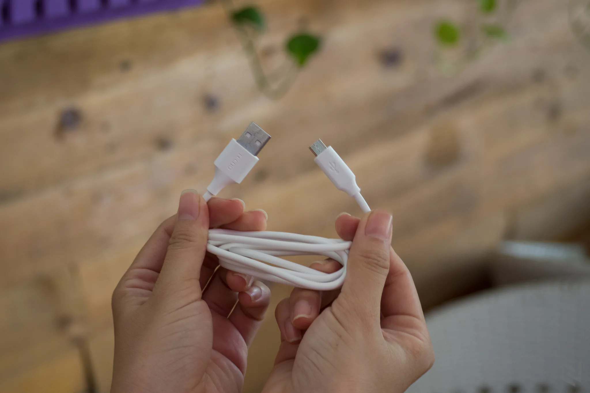 Mở hộp và trên tay TECNO L9: Thiết kế đẹp, pin khủng, giá 2.550.000 đồng