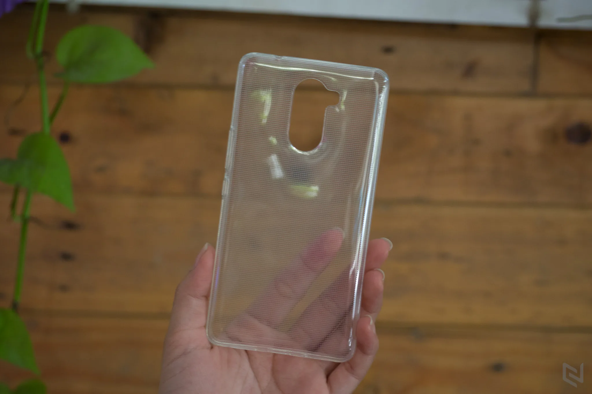 Mở hộp và trên tay TECNO L9: Thiết kế đẹp, pin khủng, giá 2.550.000 đồng