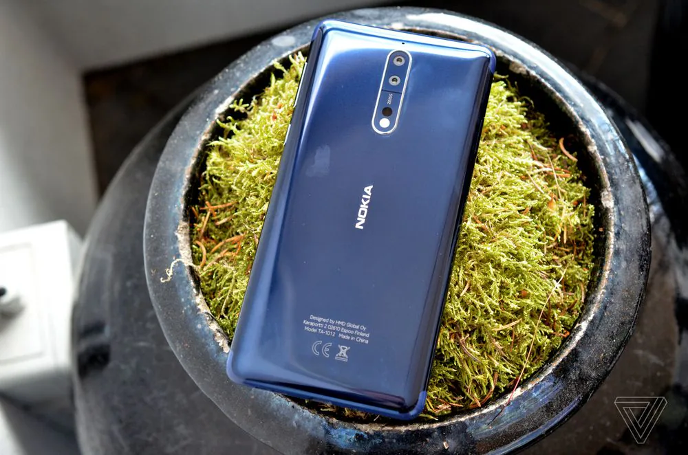 Nokia 8 chính thức ra mắt: Snapdragon 835, camera kép, chế độ chụp ảnh Bothie, giá $705