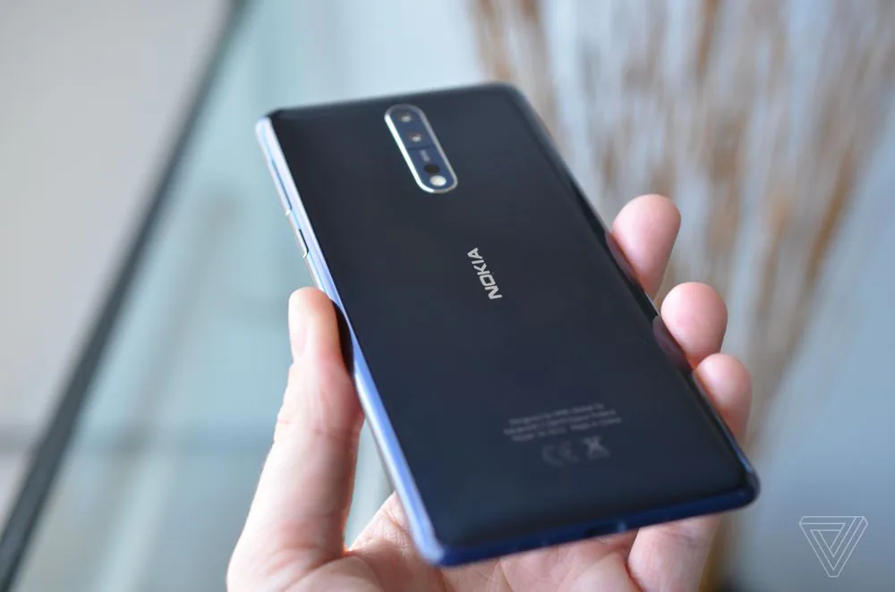 Nokia 8 chính thức ra mắt: Snapdragon 835, camera kép, chế độ chụp ảnh Bothie, giá $705