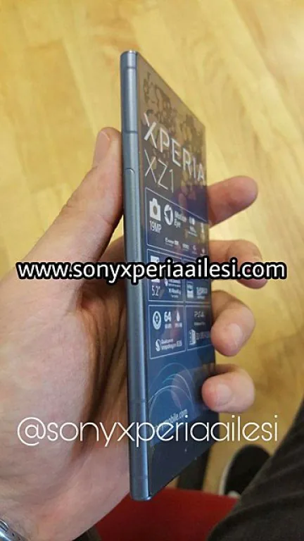 Rò rỉ hình ảnh thiết kế mọi góc độ của Sony Xperia XZ1