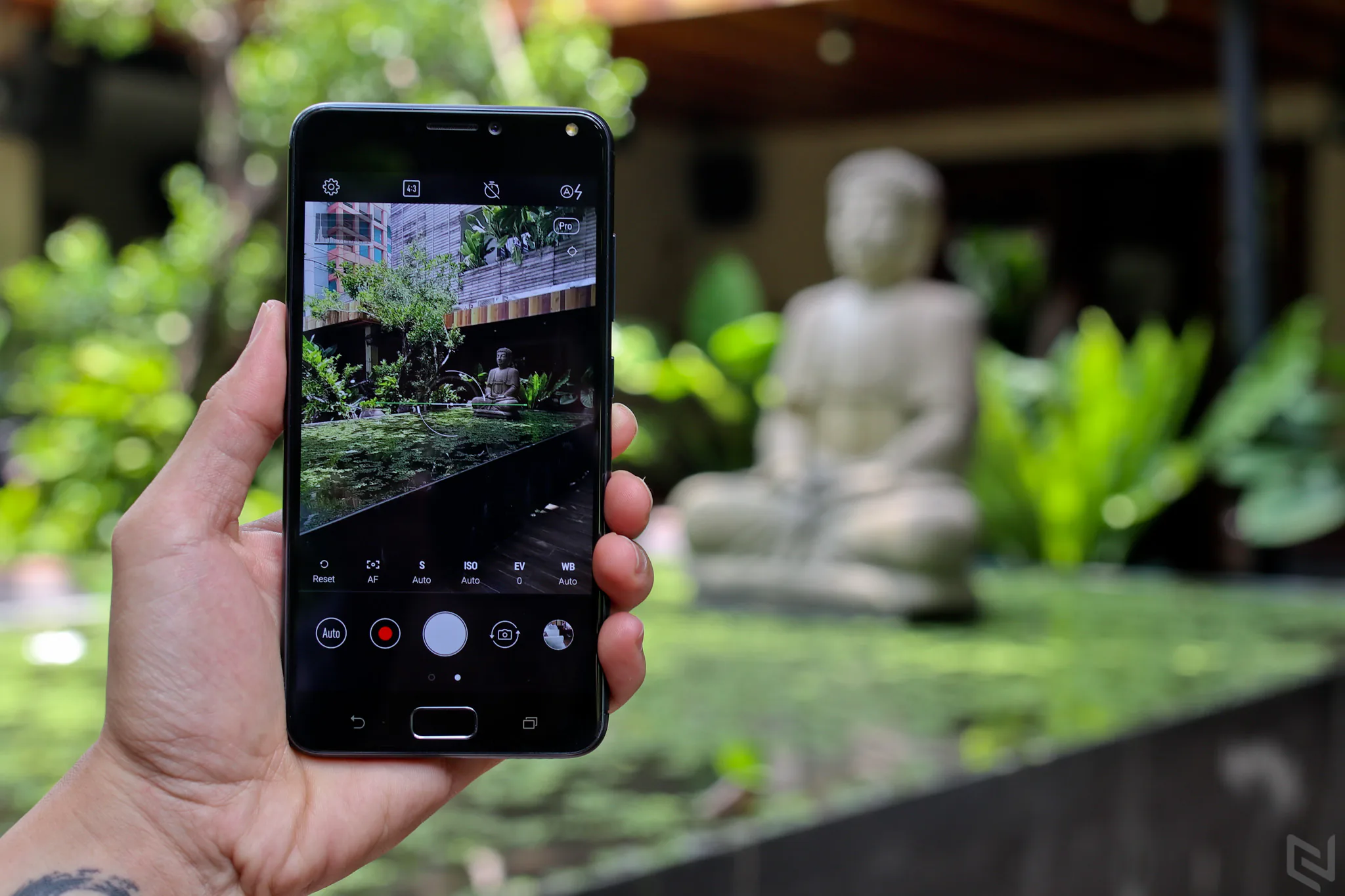 Cận cảnh Zenfone 4 Max Pro camera kép, pin khủng