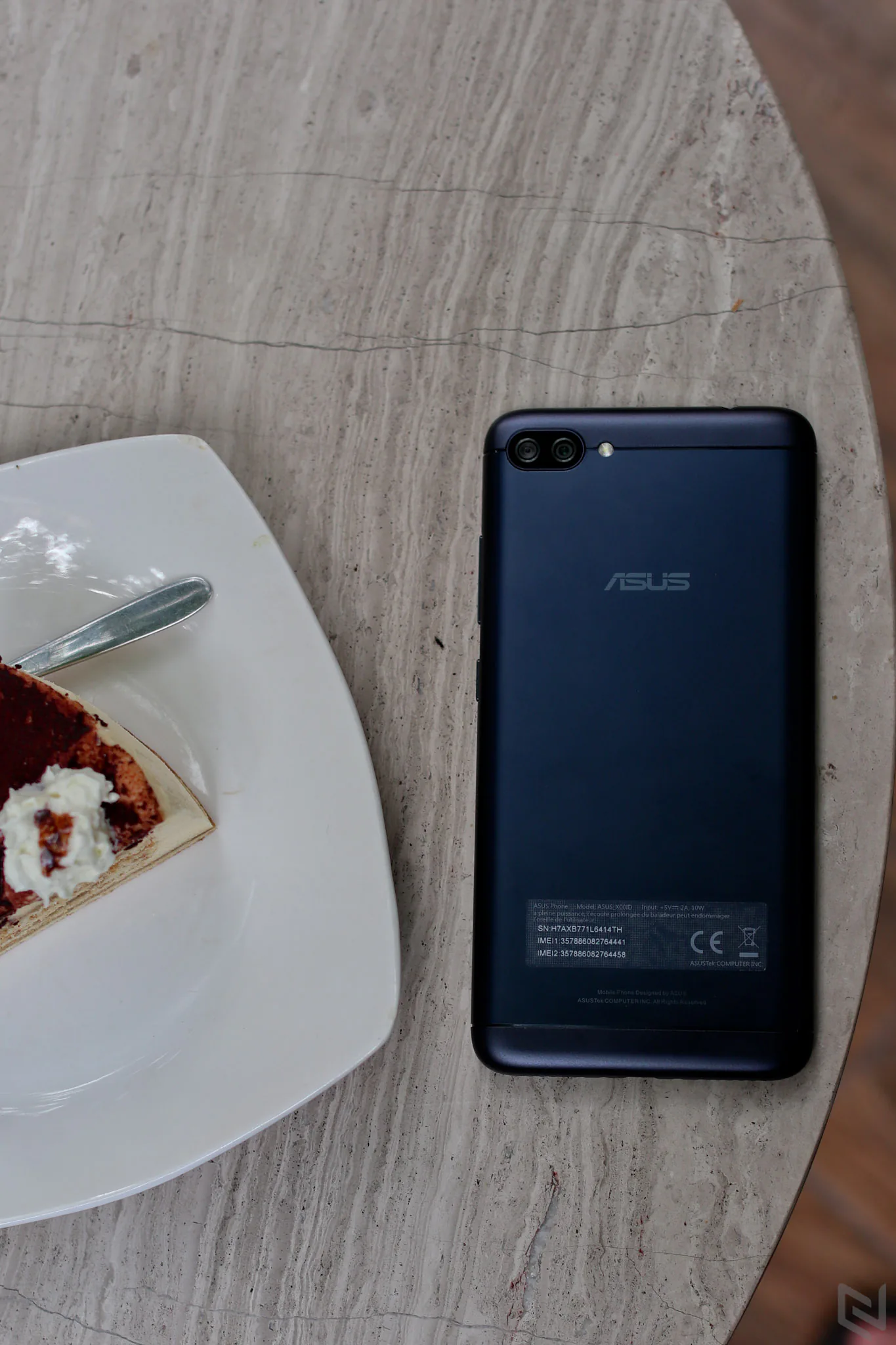 Cận cảnh Zenfone 4 Max Pro camera kép, pin khủng