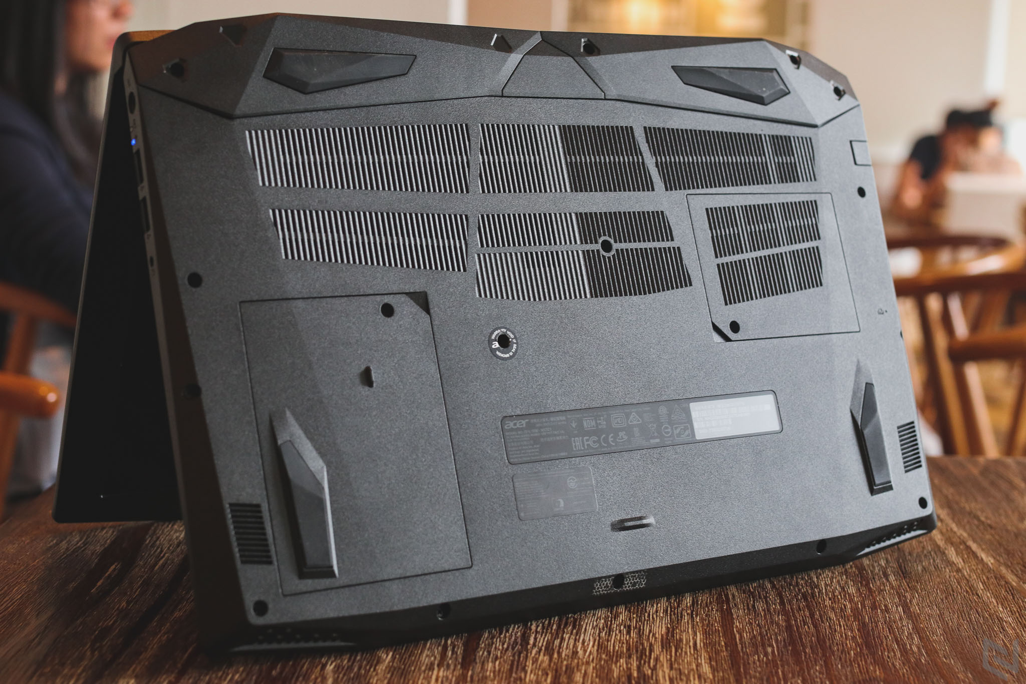 Đánh giá Acer Nitro 5: Vẫn là chất của Predator, tản nhiệt hiệu quả