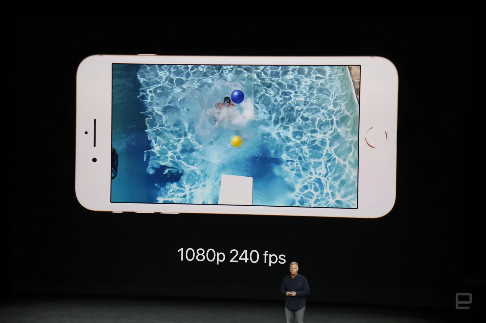 iPhone 8 và iPhone 8 Plus: thiết kế không đổi, camera AR, sạc không dây