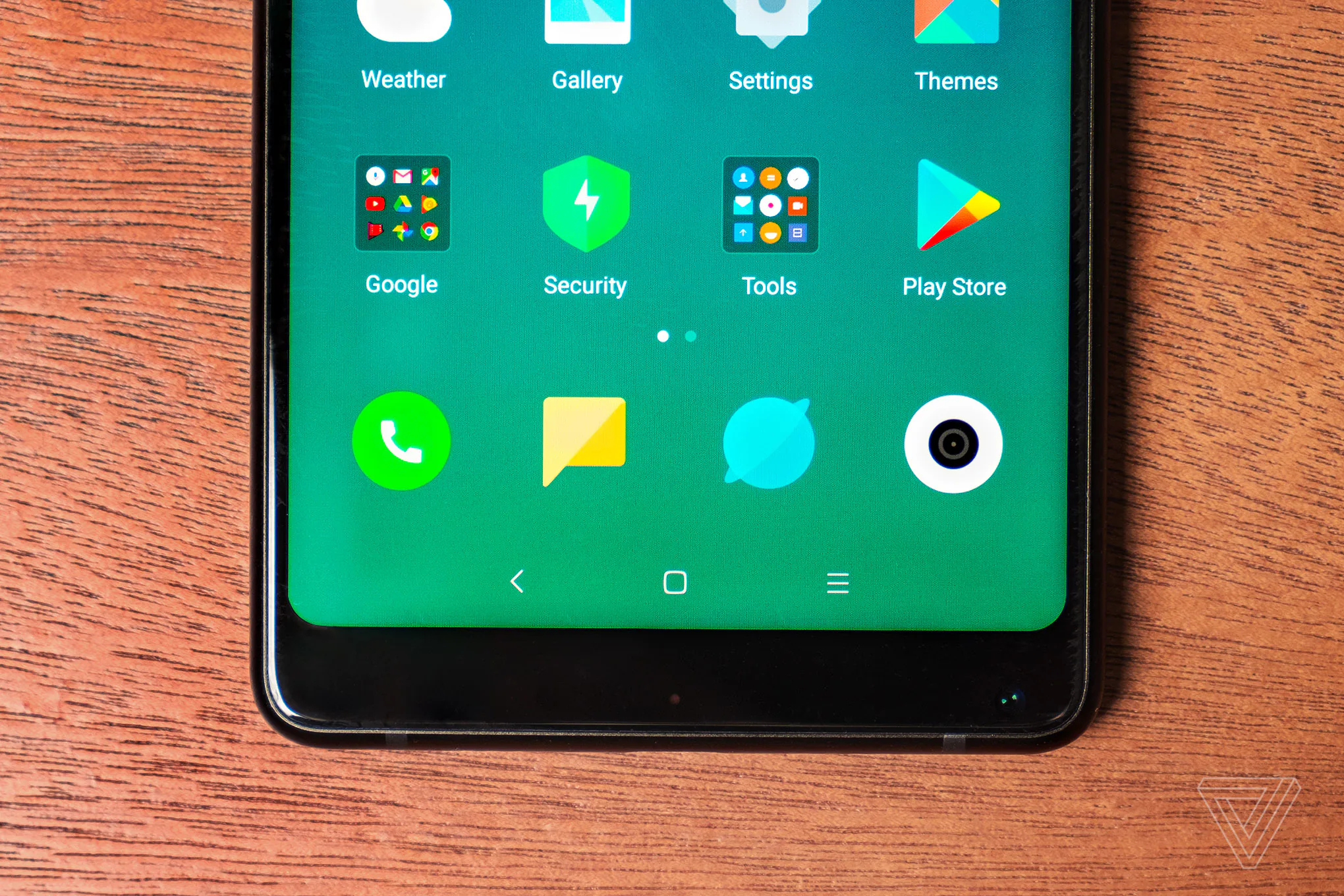 Xiaomi ra mắt Mi Mix 2 với thiết kế tràn viền, có thêm Mi Note 3 với camera kép