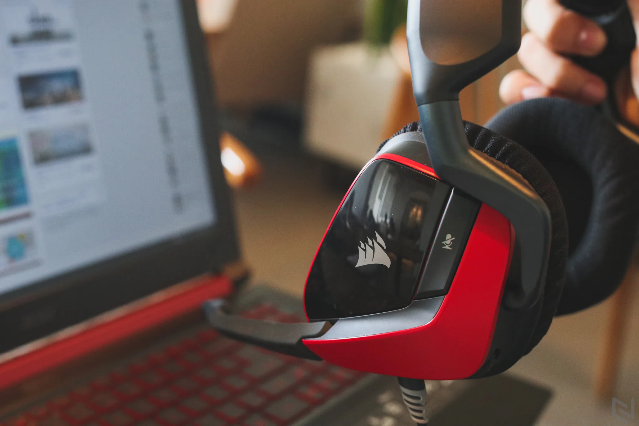 Trên tay đánh giá nhanh Corsair Void Pro Surround: Đa dụng, đẹp và bền bỉ