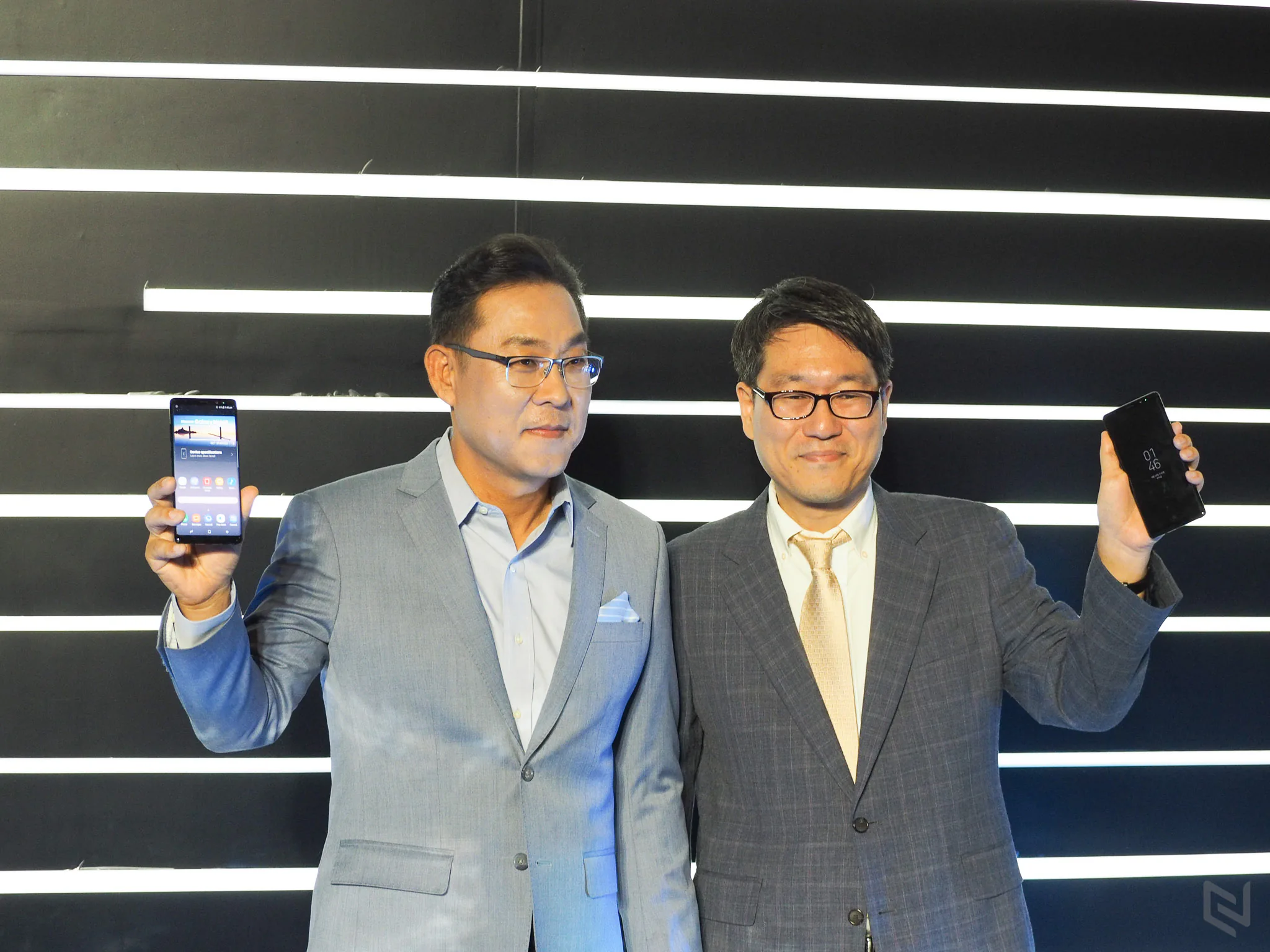 Samsung Galaxy Note 8 ra mắt Việt Nam: Exynoss 8895, Samsung Pay, giá 22.490.000