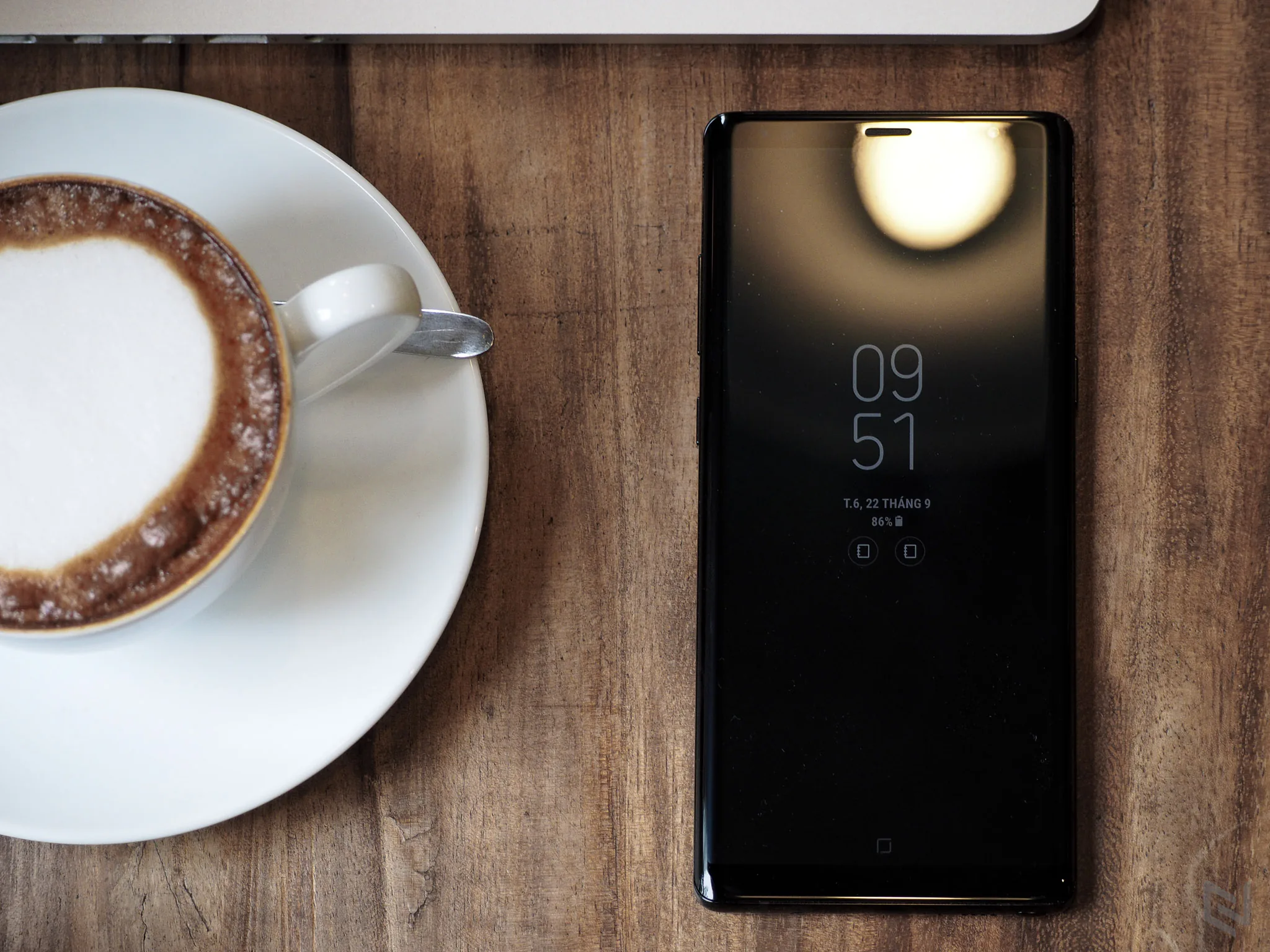 Trên tay Samsung Galaxy Note 8 chính hãng tại Việt Nam
