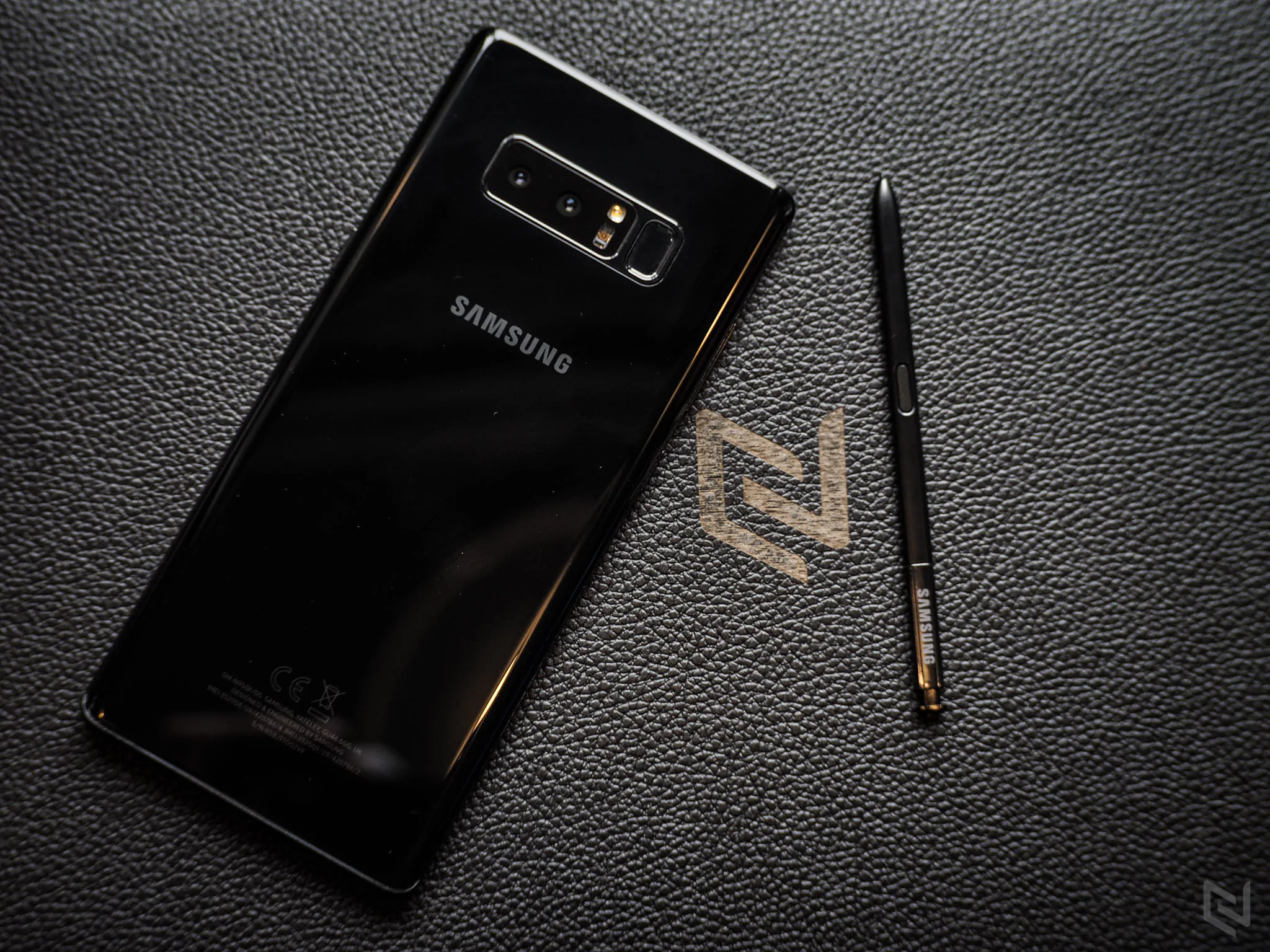 Trên tay Samsung Galaxy Note 8 chính hãng tại Việt Nam