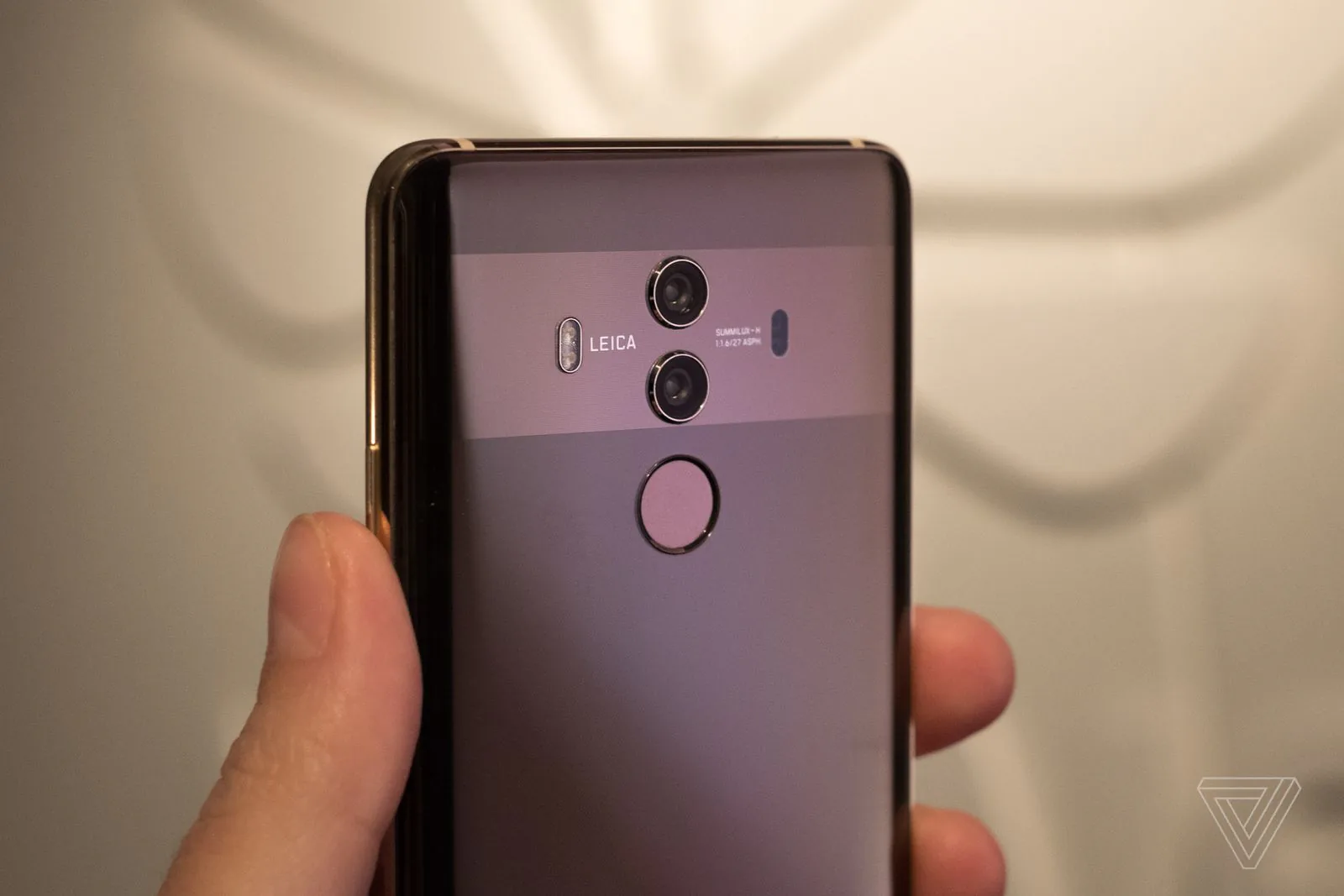 Huawei Mate 10 và Mate 10 Pro ra mắt, hệ thống AI mạnh mẽ, camera kép Leica F/1.6
