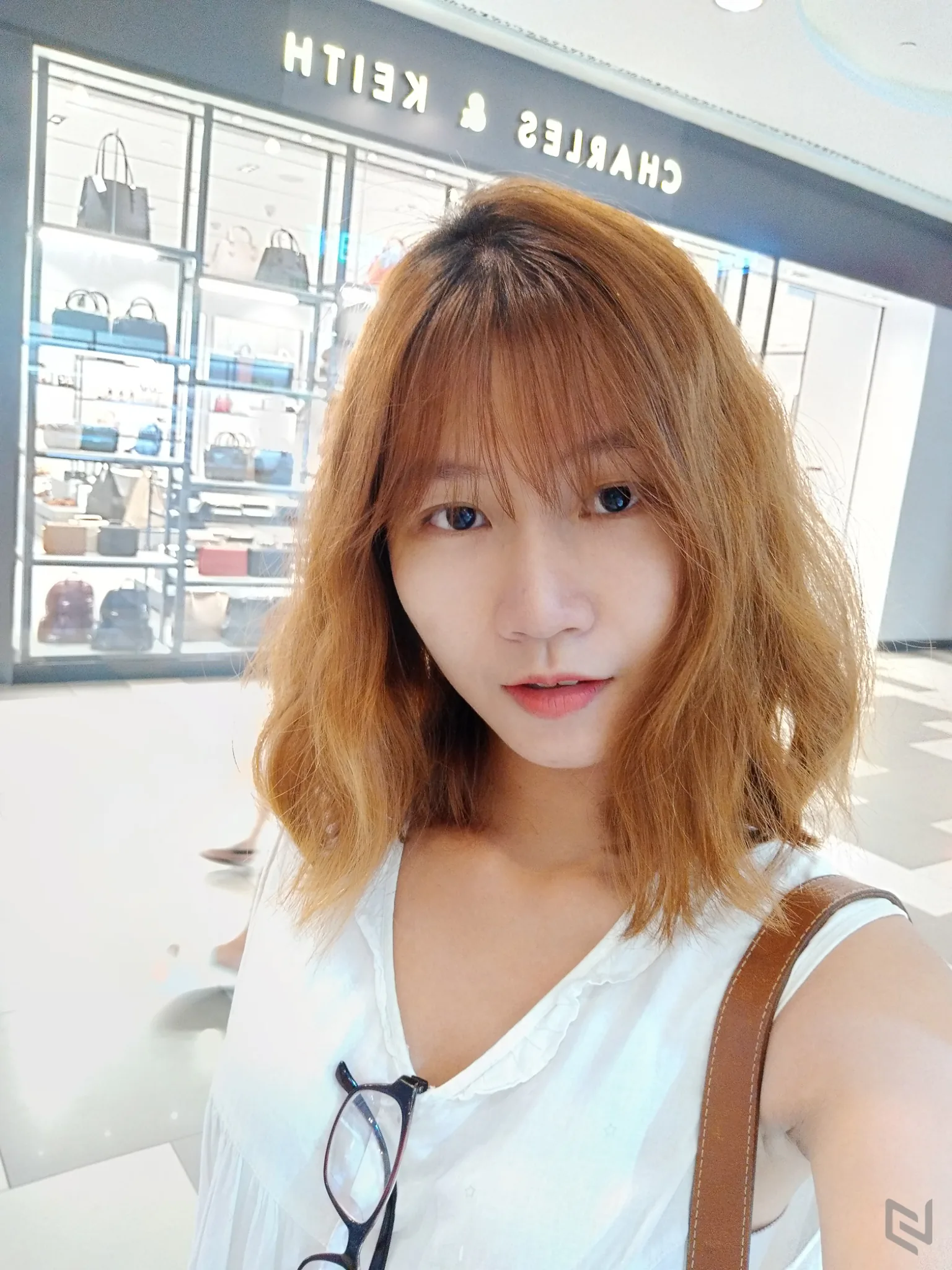 Mở hộp Vivo V7+ và đánh giá nhanh camera Selfie 24MP